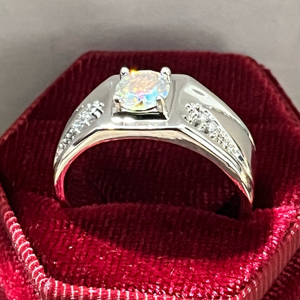 Elegant 1.0ct Silver Women's Ring with Opal and Diamond Accents